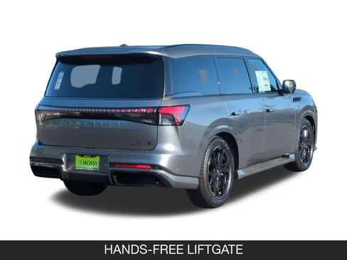 New 2026 INFINITI QX80 4WD image 9