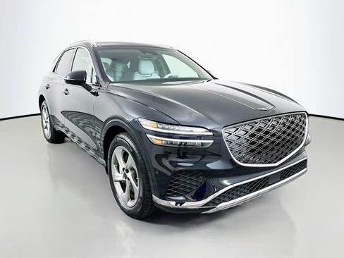 Used 2026 Genesis GV70 2.5T Advanced AWD/4WD image 3