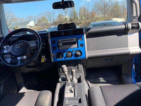 Used 2007 Toyota FJ Cruiser 4WD image 35