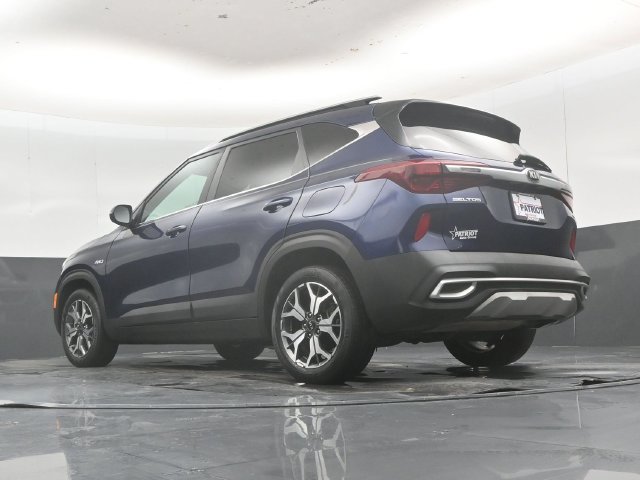 Used 2021 Kia Seltos EX AWD/4WD image 57