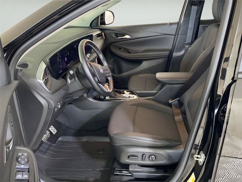 Used 2024 Buick Encore GX Preferred w/ Comfort Package FWD image 9