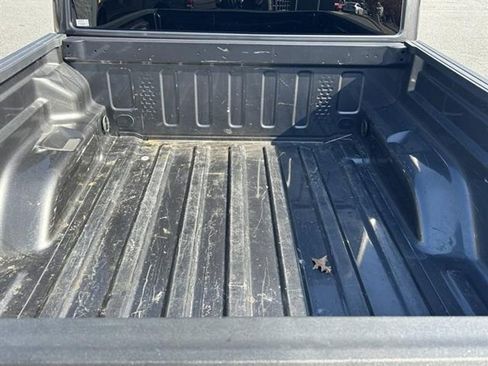 Used 2023 Jeep Gladiator Mojave w/ Cold Weather Group image 9