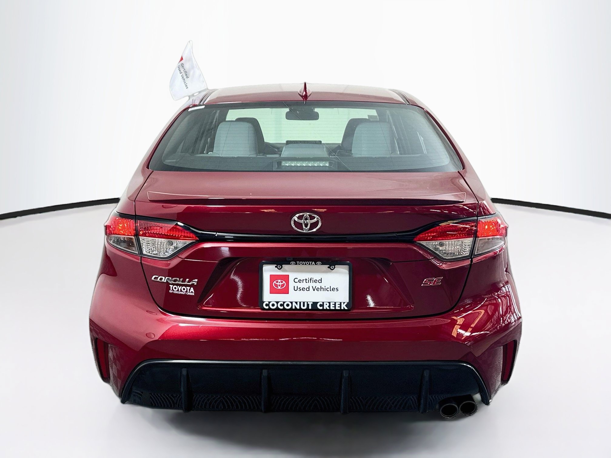 Used 2024 Toyota Corolla SE FWD image 4