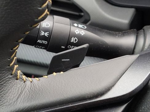 Certified 2025 Subaru Crosstrek 2.5i Sport AWD/4WD image 29