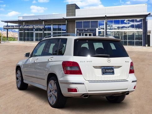 Used 2011 Mercedes-Benz GLK 350 4MATIC image 5