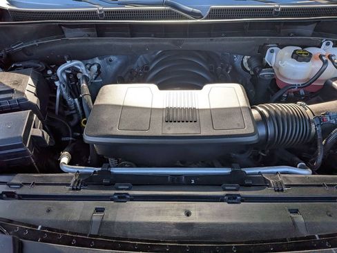 Used 2025 GMC Yukon AT4 AWD/4WD image 24