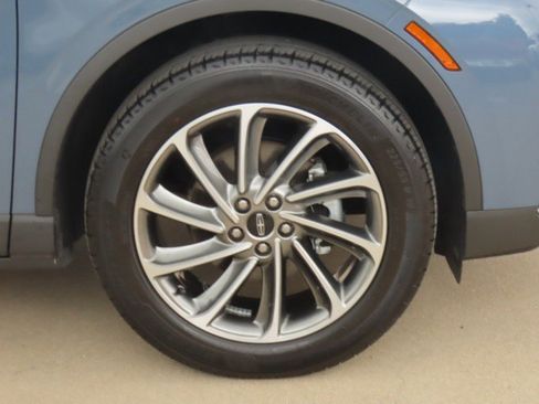 Used 2024 Lincoln Corsair FWD w/ Equipment Group 101A image 7