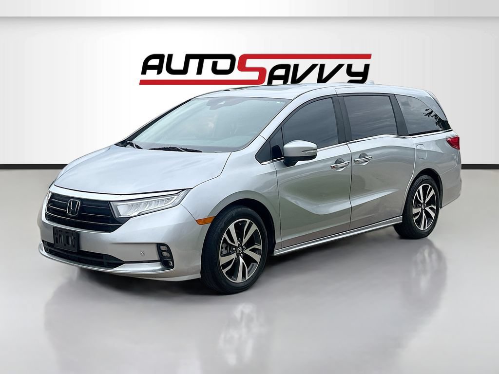 Used 2023 Honda Odyssey Touring image 3