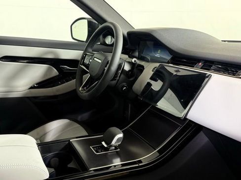 New 2026 Land Rover Range Rover Evoque Dynamic SE image 35