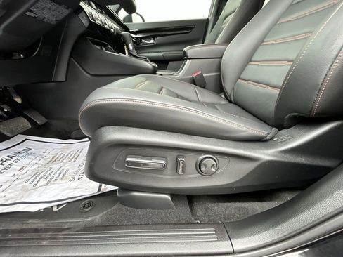 Used 2026 Honda CR-V Sport Touring image 18