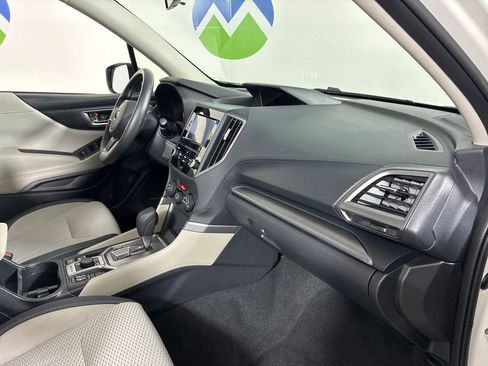 Certified 2023 Subaru Forester Premium image 33