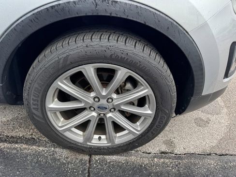 Used 2016 Ford Explorer Limited image 8