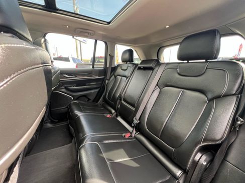 Used 2024 Jeep Grand Cherokee Limited 4xe AWD/4WD image 24