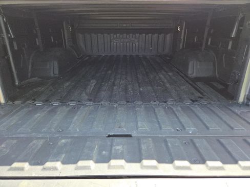 Used 2021 GMC Sierra 1500 AT4 AWD/4WD image 16