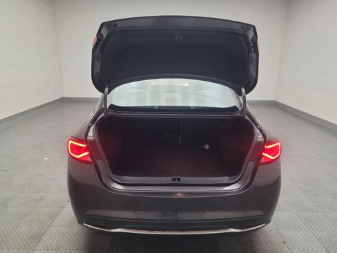 Used 2016 Chrysler 200 Limited image 29