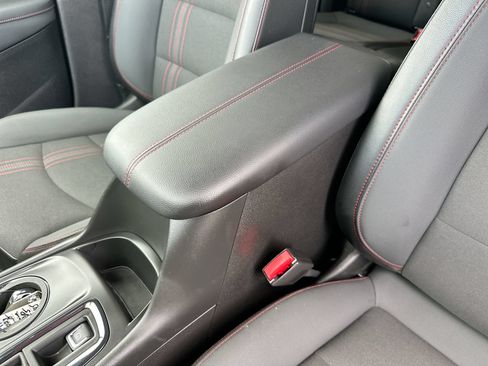 Used 2023 Chevrolet Equinox RS FWD image 20