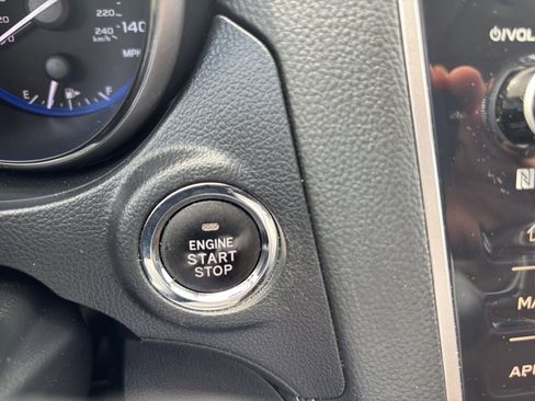 Used 2019 Subaru Outback 2.5i Touring image 30