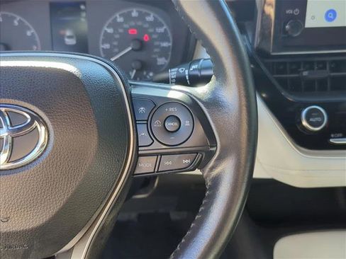 Used 2023 Toyota Corolla SE image 16