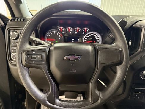 Used 2021 Chevrolet Silverado 1500 Custom Trail Boss w/ Midnight Edition image 12