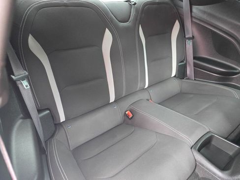 Certified 2021 Chevrolet Camaro SS RWD image 30