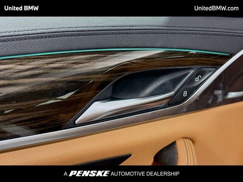 Used 2020 BMW 540i image 3