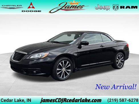 Used 2013 Chrysler 200 S FWD image 1