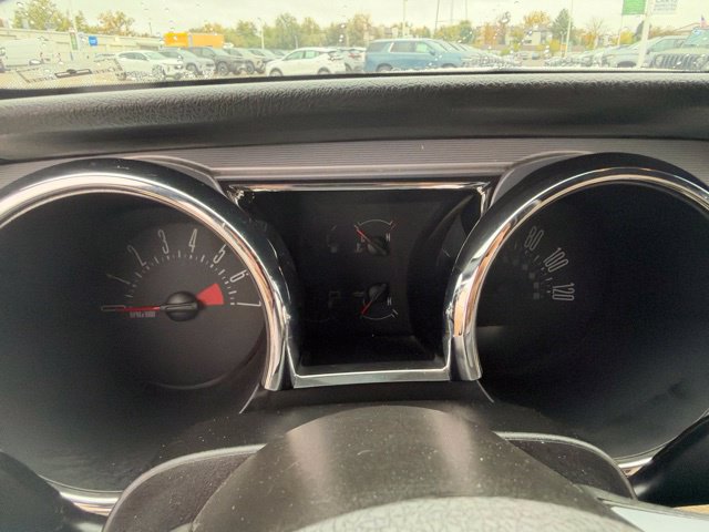 Used 2006 Ford Mustang Convertible RWD image 19