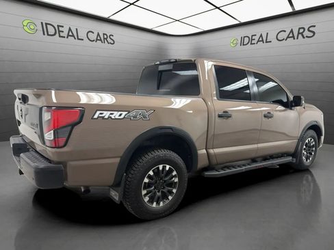 Used 2021 Nissan Titan PRO-4X w/ Pro-4x Convenience Package AWD/4WD image 5