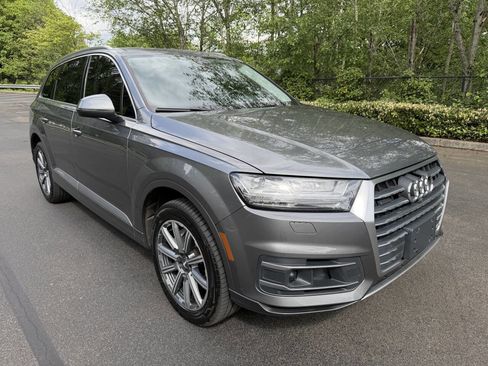 Used 2017 Audi Q7 3.0T Premium Plus w/ Premium Plus Package AWD/4WD image 3