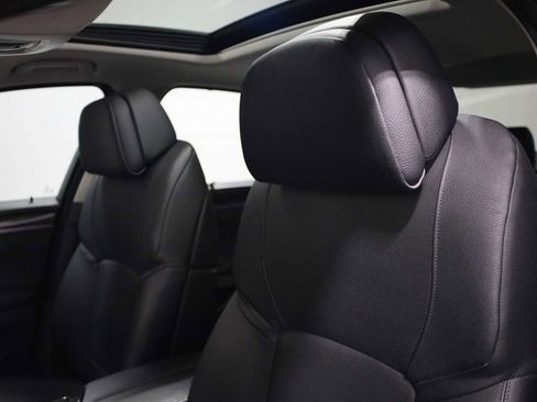 Used 2011 BMW 535i Sedan image 18