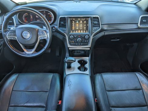 Used 2015 Jeep Grand Cherokee Limited w/ Luxury Group II image 12