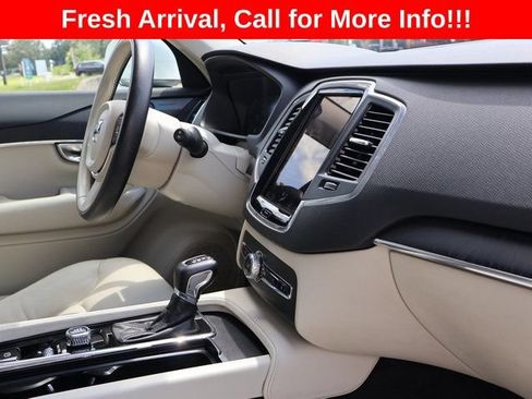 Used 2020 Volvo XC90 T6 Momentum AWD/4WD image 10