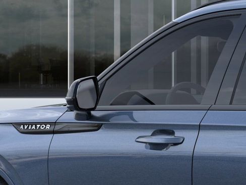 New 2026 Lincoln Aviator Reserve AWD/4WD image 21