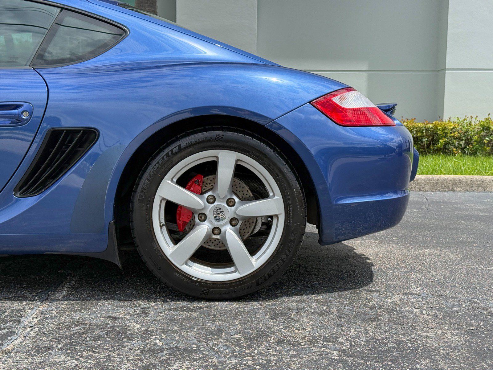 Used 2007 Porsche Cayman S RWD image 7