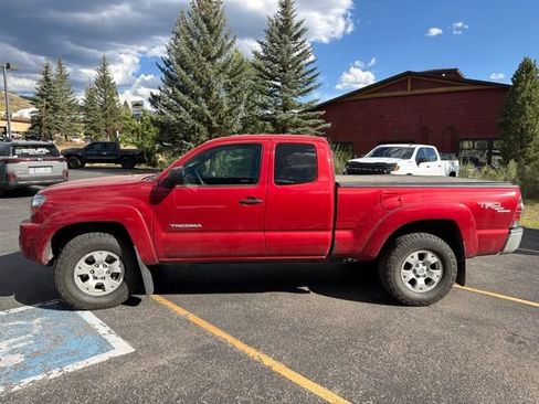 Used 2010 Toyota Tacoma 4x4 Access Cab V6 w/ TRD Off-Road Pkg image 13