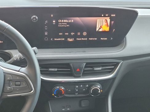 Used 2024 Buick Encore GX Sport Touring image 15