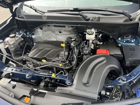 Used 2023 Buick Encore GX Preferred w/ Cold Weather Comfort Package FWD image 12