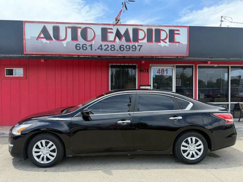 Used 2014 Nissan Altima 2.5 S FWD image 1