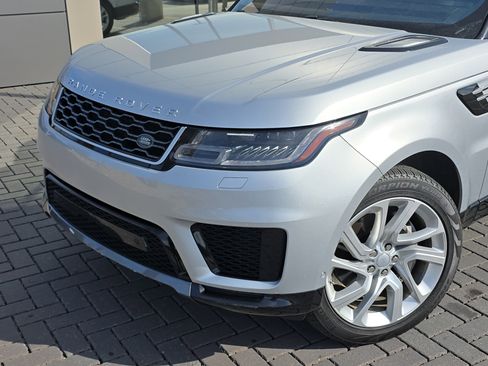 Used 2019 Land Rover Range Rover Sport HSE image 10