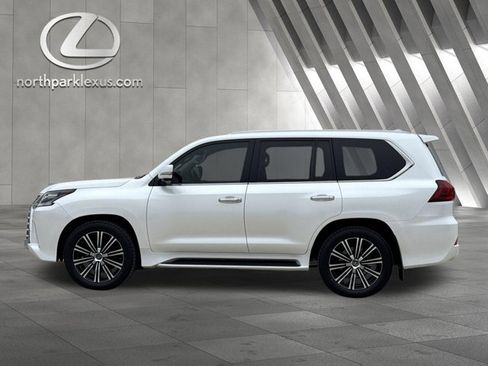 Used 2019 Lexus LX 570 4WD w/ Luxury Package image 1