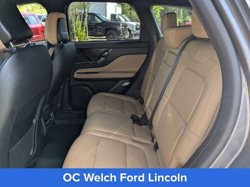 Used 2021 Lincoln Corsair Reserve w/ Equipment Group 201A AWD/4WD image 9