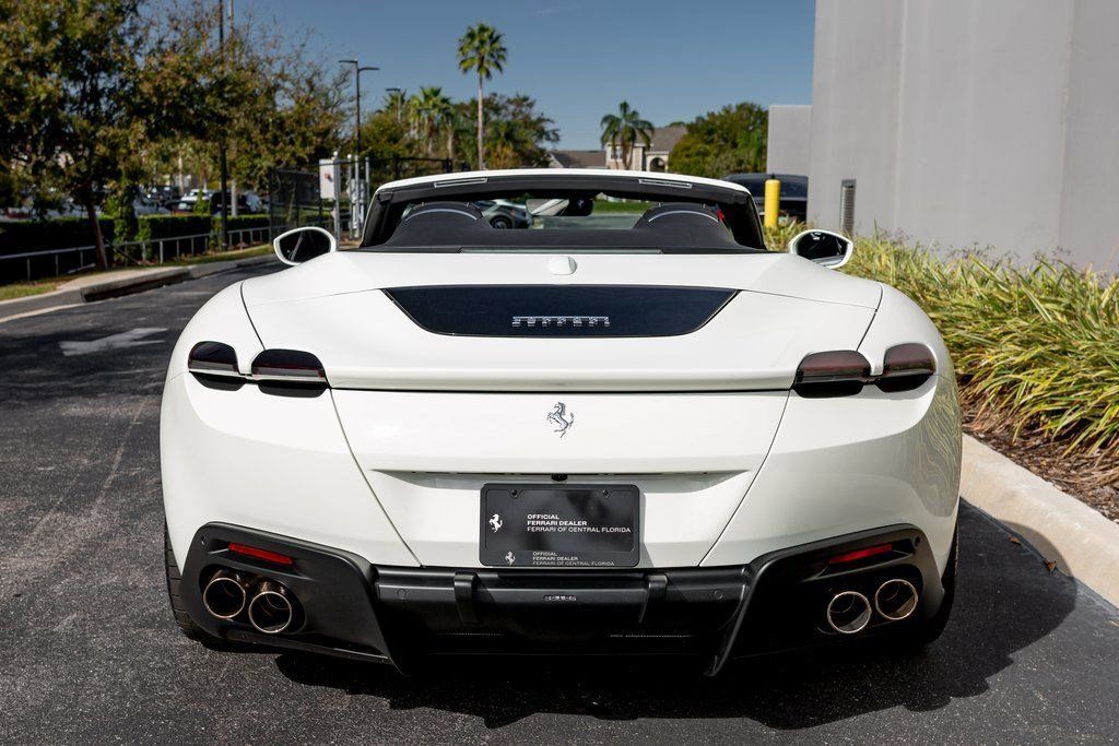 Used 2024 Ferrari Roma Spider RWD image 4
