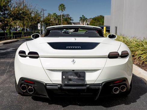 Used 2024 Ferrari Roma Spider image 4