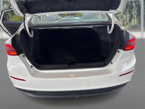 Used 2019 Honda Insight LX image 12