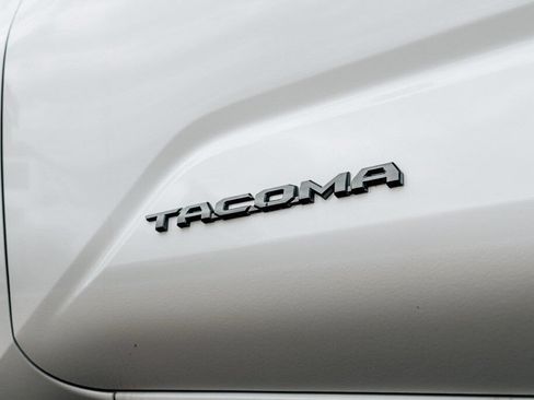 Used 2026 Toyota Tacoma TRD Sport AWD/4WD image 12