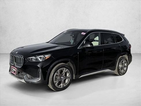 Used 2025 BMW X1 xDrive28i image 1