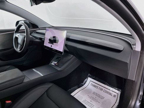 Used 2024 Tesla Model 3 Standard Range RWD image 32
