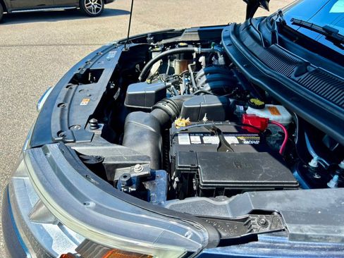 Used 2019 Ford Explorer XLT w/ Equipment Group 202A AWD/4WD image 37