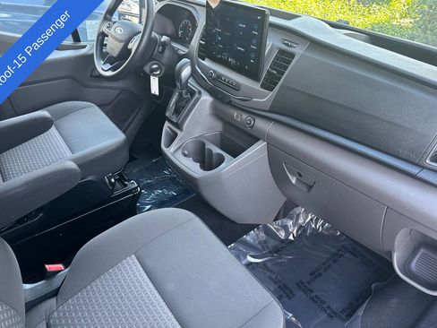 Certified 2022 Ford Transit 350 XLT RWD image 18