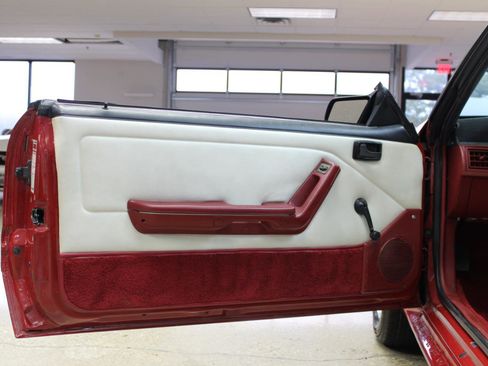 Used 1987 Ford Mustang GT RWD image 38